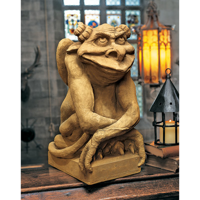 Oscar The Gargoyle with Attitude Statue Size: Medium